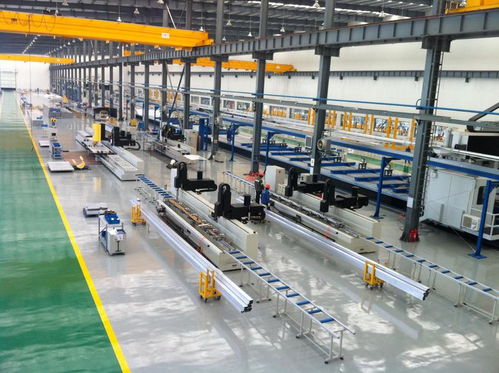 攜手共鑄未來(lái) 貴州錦興輕合金裝備制造與SMM聯(lián)合發(fā)布《2024年中國(guó)汽車用鋁合金材料應(yīng)用指南》暨新型膜材料銷售啟航